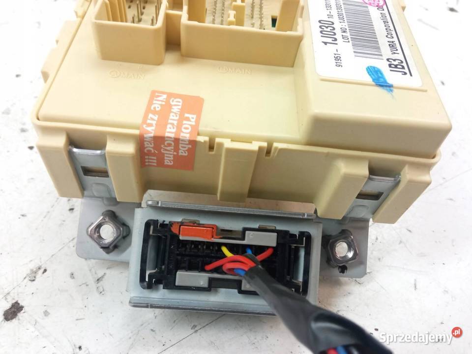 SKRZYNKA BEZPIECZNIKÓW 919511J030 12 B Hyundai Skrzynki bezpieczników świętokrzyskie