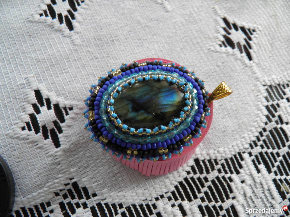 Labradoryt zawieszka haft koralikowy Częstochowa