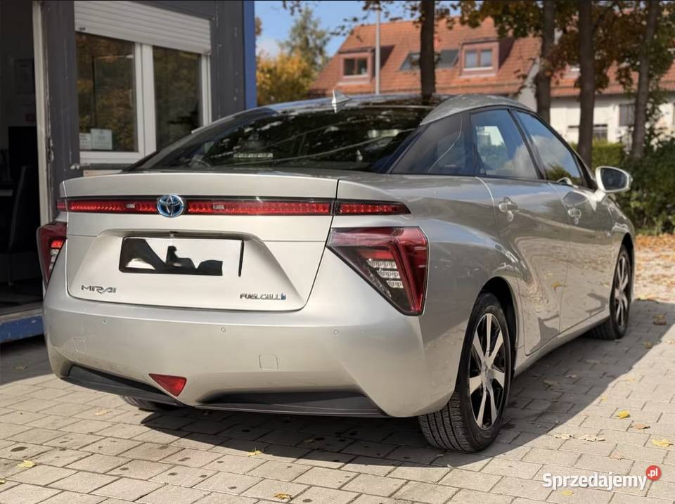 Toyota Mirai 2019 piękna kilka sztuk w ofercie Ostrołęka