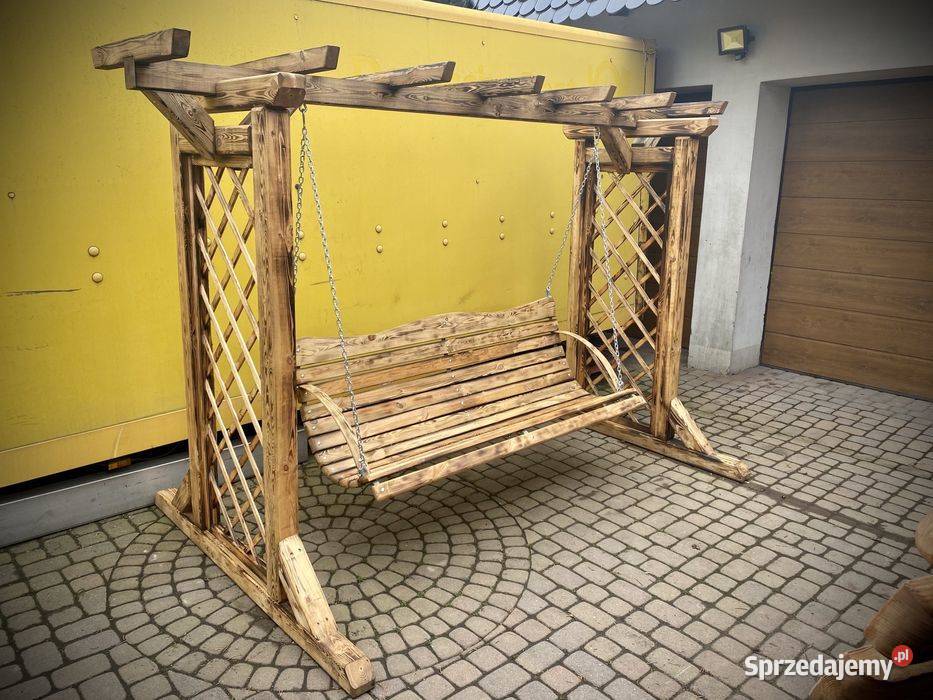 Huśtawka ogrodowa duża porządnie wykonana