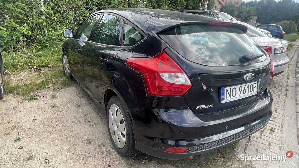 Ford Focus 10 benzyna 2013r uszkodzony silnik