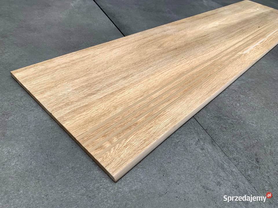 Drewnopodobne płytki na schody 120x30 dąb złoty łódzkie