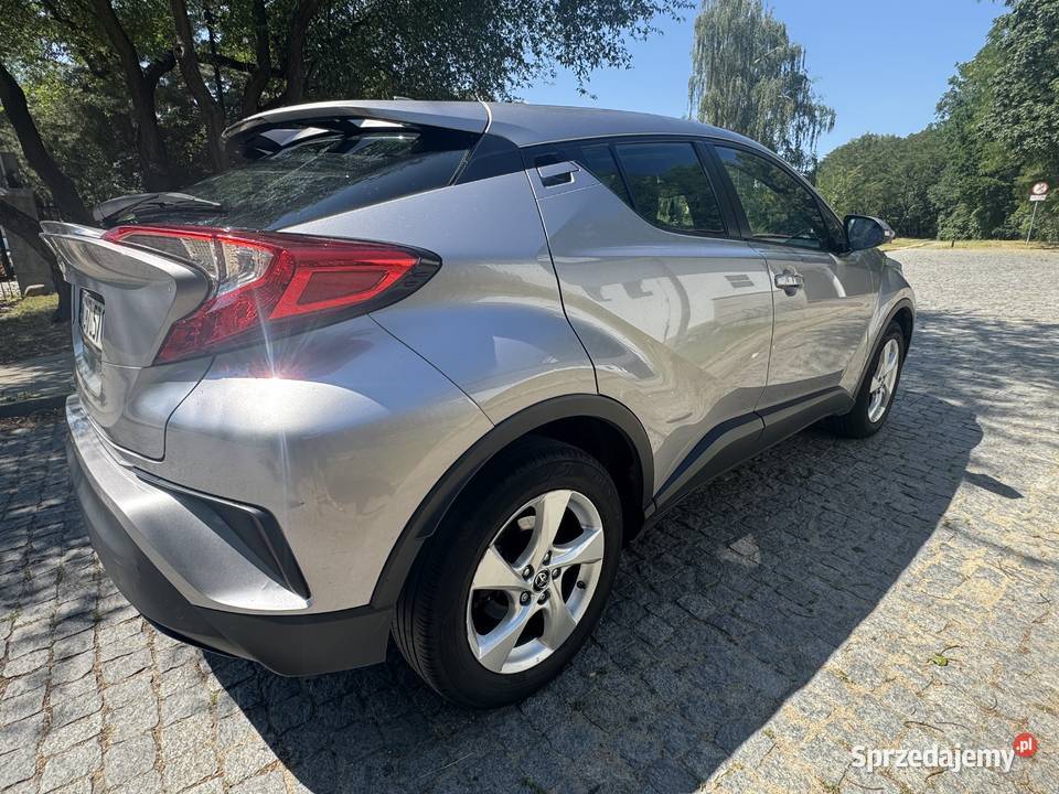 Toyota CHR Salon Rok produkcji 2018 Warszawa