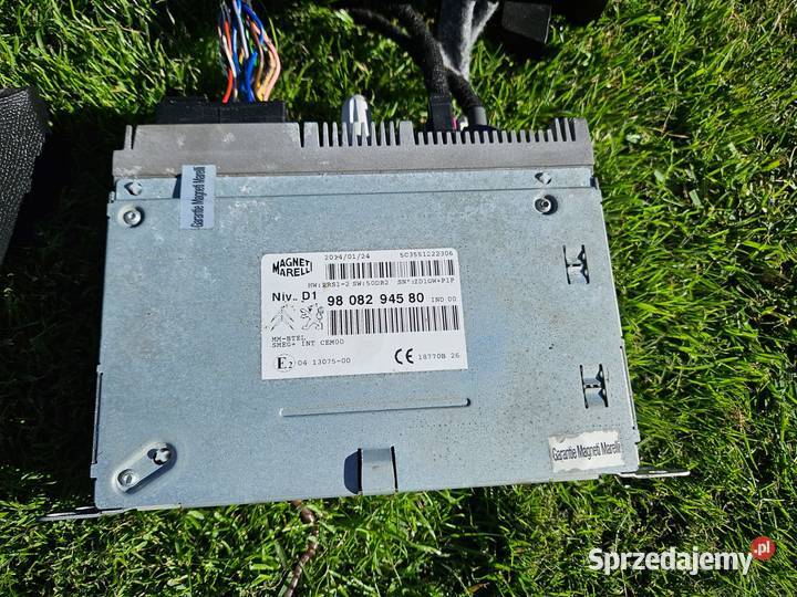 Peugeot 308 T9 radio nawigacja 9808294580 osobowe Wyposażenie wnętrza Turek
