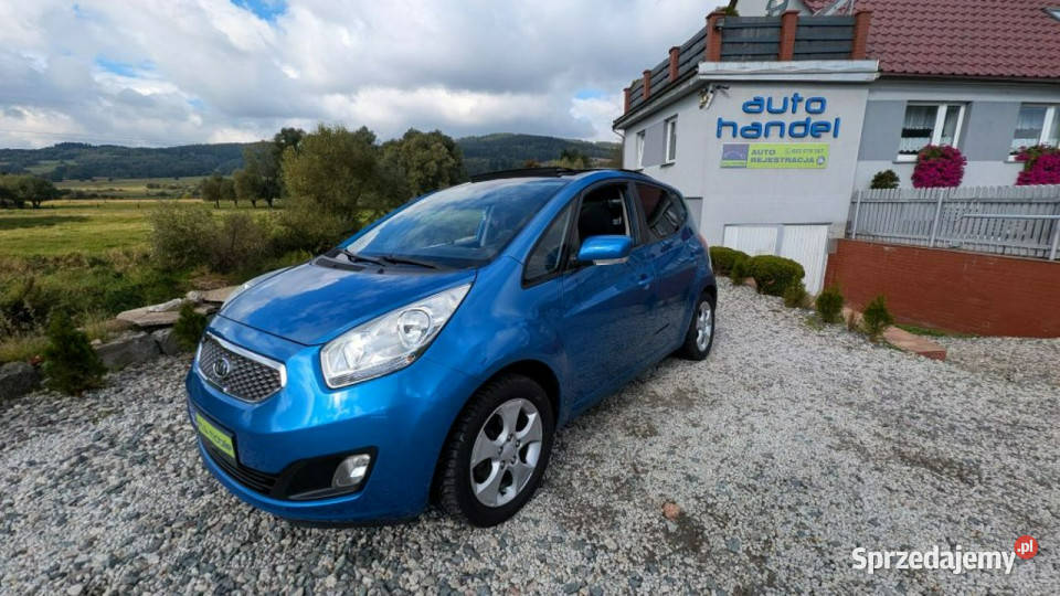 Kia Venga 14 CRDi 90 niebieski Kamienna Góra
