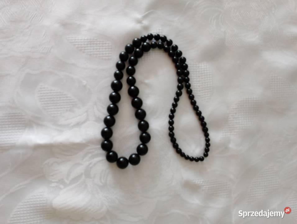 KORALE czarne na żyłce zakładane głowę vintage wielkopolskie Złotniki