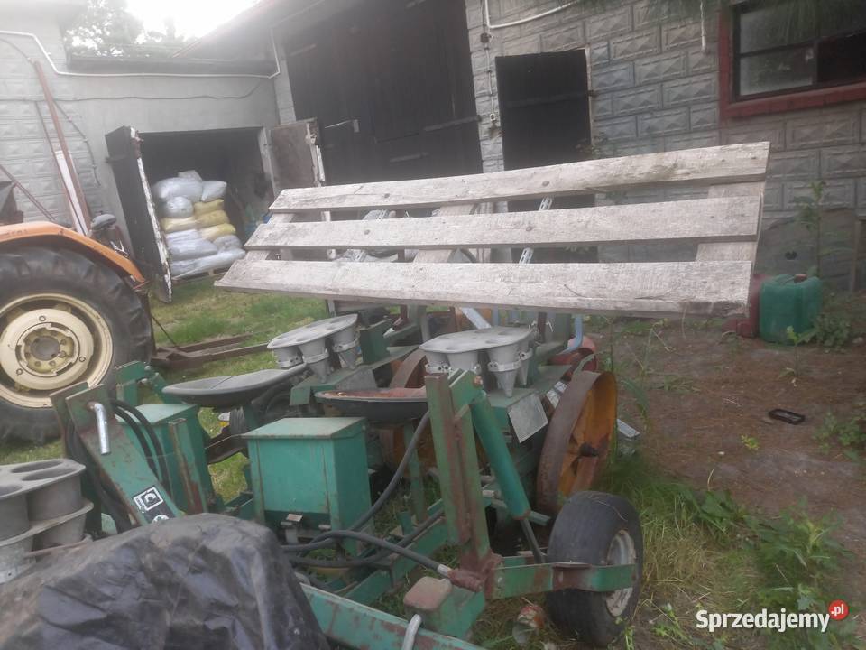 Sadzarka karuzelowa Goszczanów sprzedam