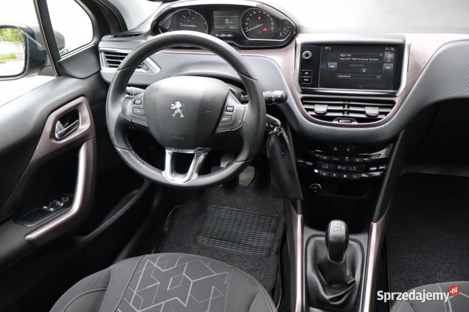 Peugeot 2008 16 VTi