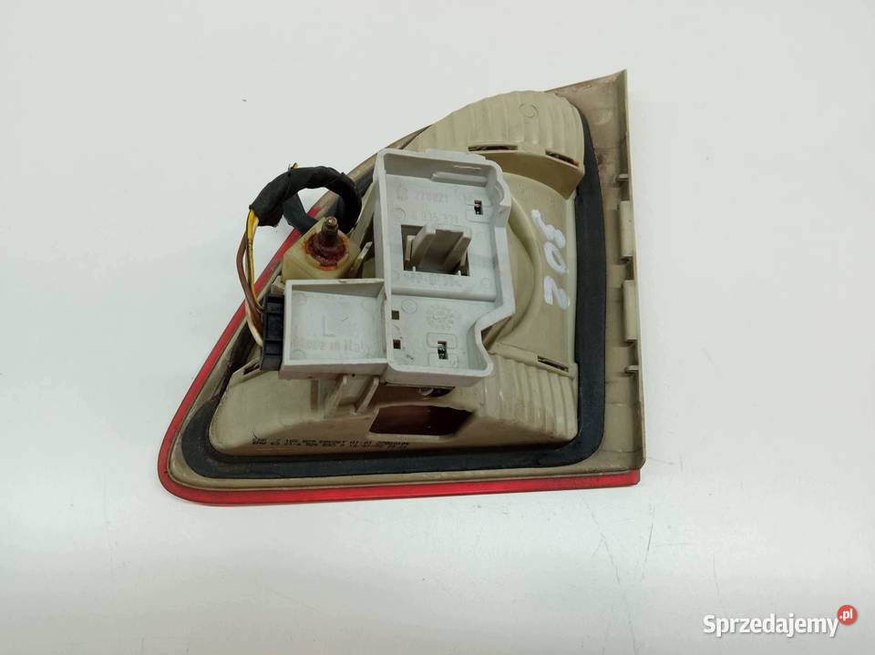 LAMPA TYŁ W KLAPĘ LEWA KOMBI 7165829 Bmw Seria 5 osobowe Lampy tylne świętokrzyskie