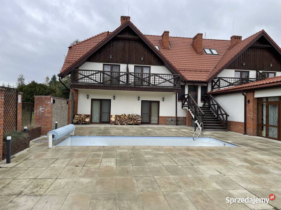 Syndyk sprzeda kompleks nieruchomości w rekreacyjna Szczechy Małe