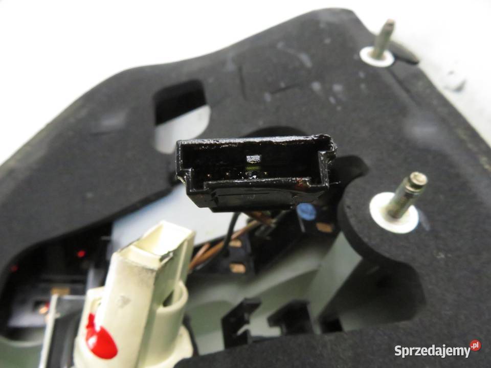 LAMPA LEWA TYLNA BMW E65 SEDAN