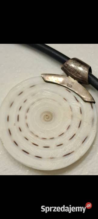 Naszyjnik srebrny z muszlą srebro