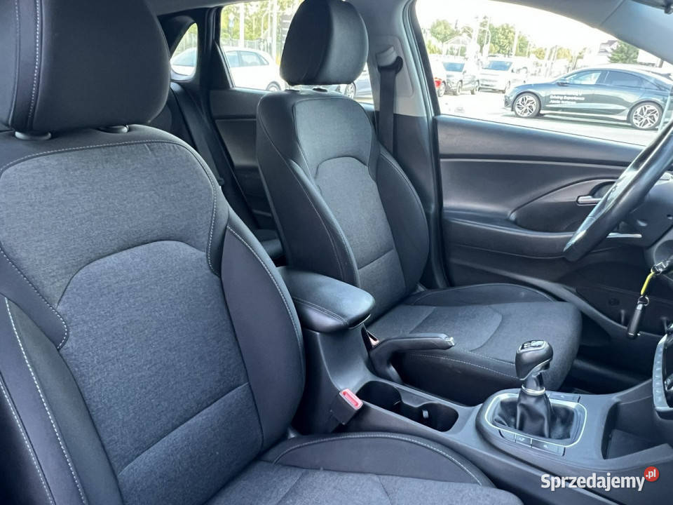 Hyundai i30 15DPI 110 ComfortPakiet Zimowy elektrochrom. lusterko wst. Piotrków Trybunalski