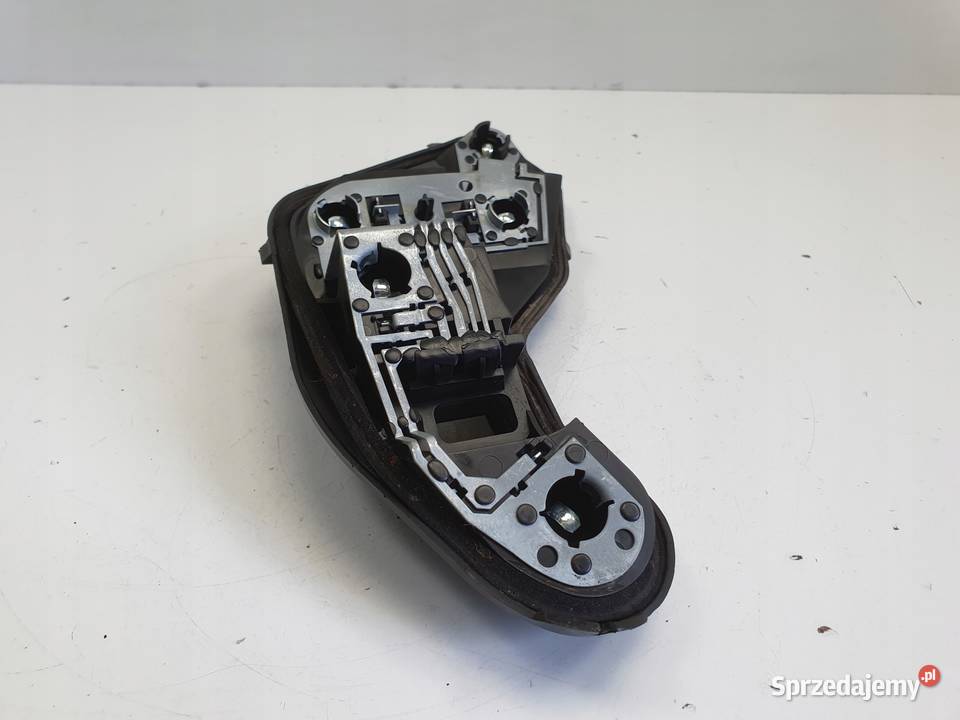 Peugeot 207 CC WKŁAD TYLNEJ LAMPY Prawy tył Pozostałe Janów sprzedam