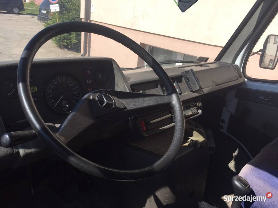 Mercedes 310 29 D kaczka kontener ze Białystok
