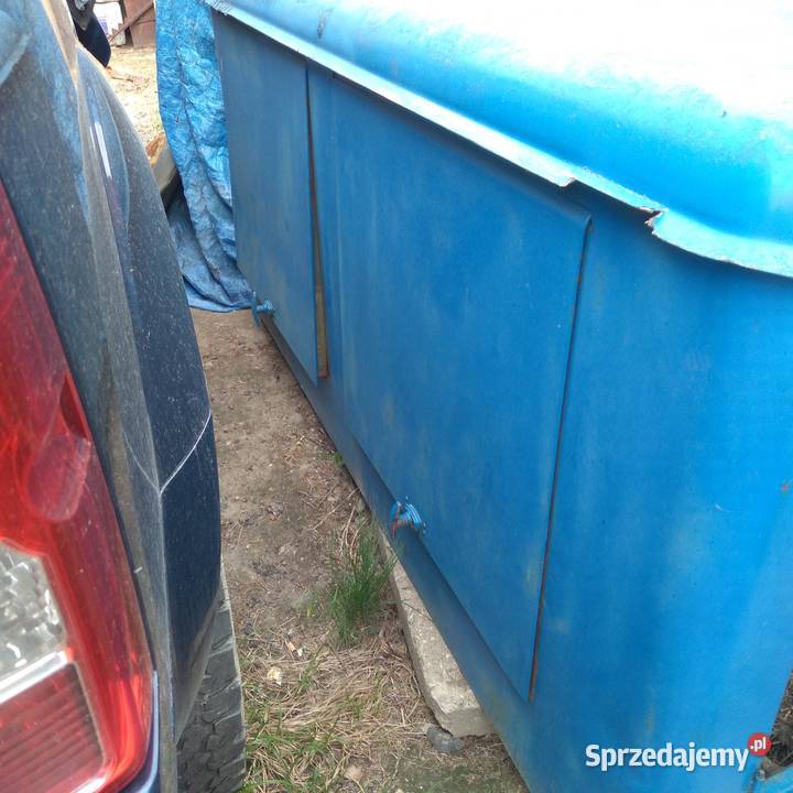 obudowa agregatu prądo twórczego Biszcza sprzedam