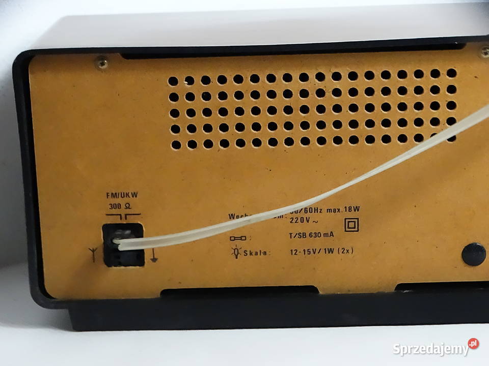 Radio Stołowe Grundig RF 620 Vintage Drewno Biłgoraj