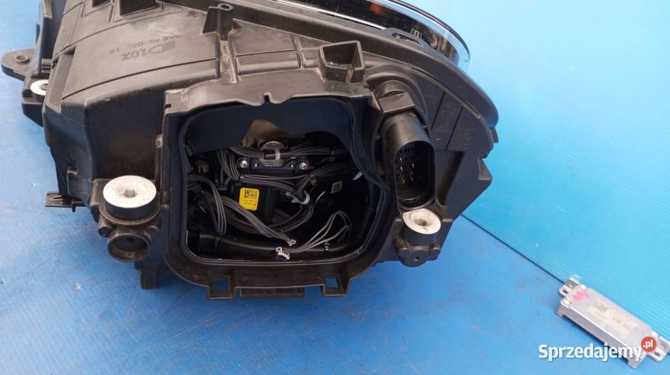 7PP941597BA LAMPA PRAWY PRZÓD EU PORSCHE MACAN osobowe Nowy Tomyśl sprzedam