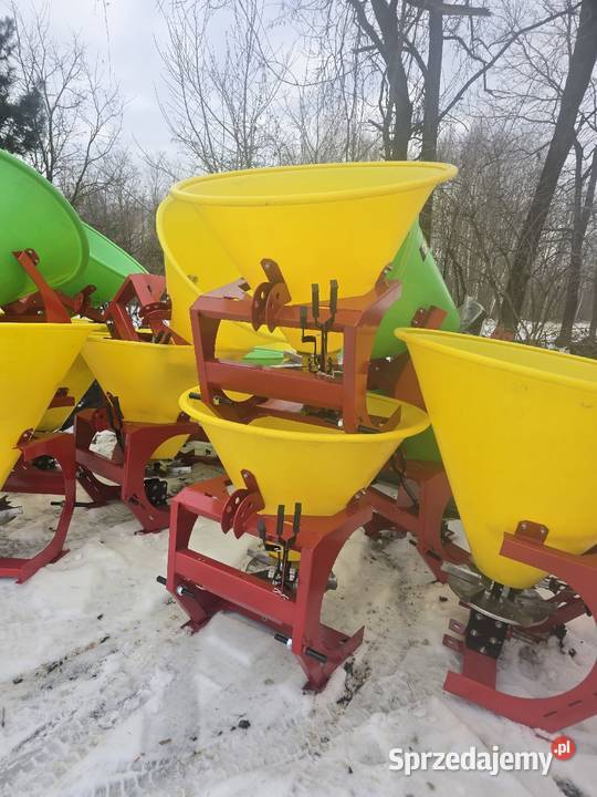 Rozsiewacz do nawozu 200500l DemarolStrumyk sprzedam