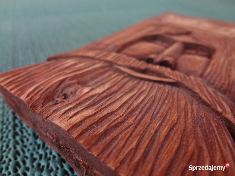 Jezus rzeźba z drewna