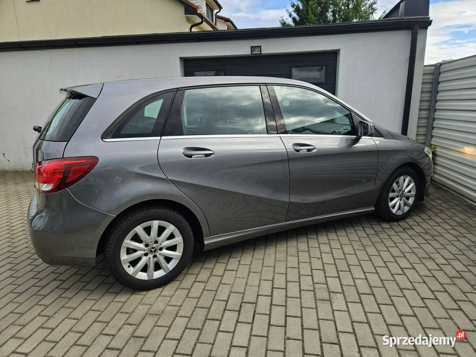 Mercedes B 180 16 122 benzyna AUTOMAT niski 1595cm3 Gdynia
