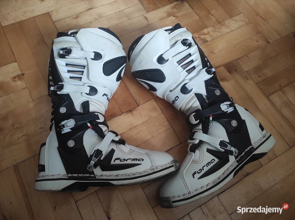 Buty Predator Forma 44 Końskie