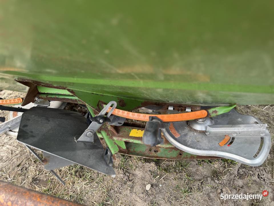 Rozsiewacz Amazone Zam