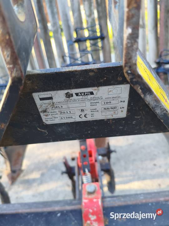 Obsypnik pielnik Akpil 2011 r Gdów