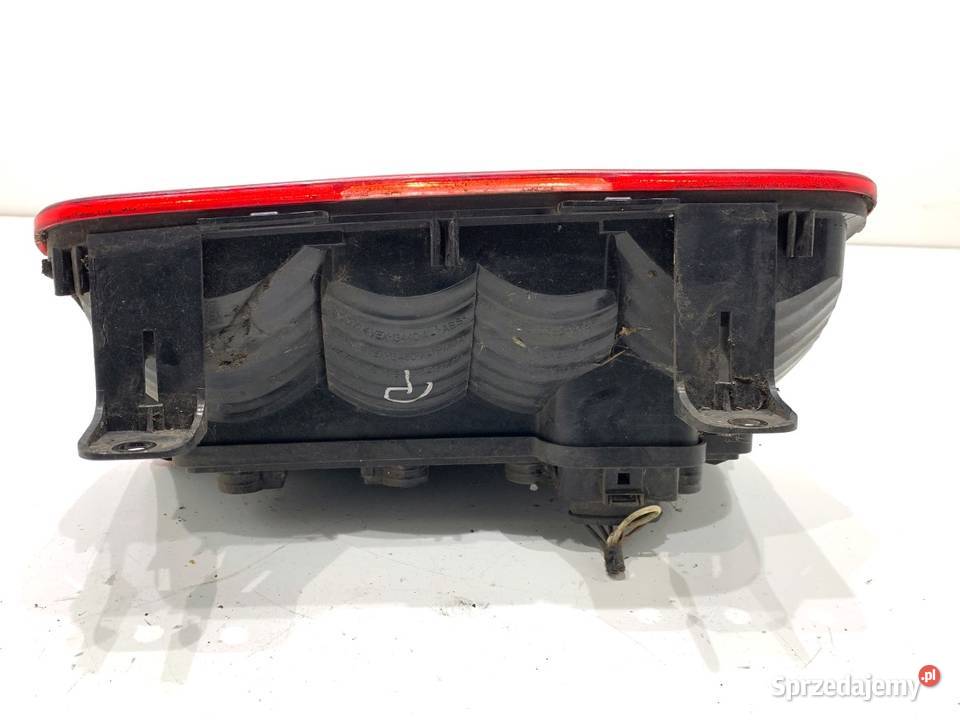 LAMPA PRAWY TYŁ VW CADDY III Minivan 0415