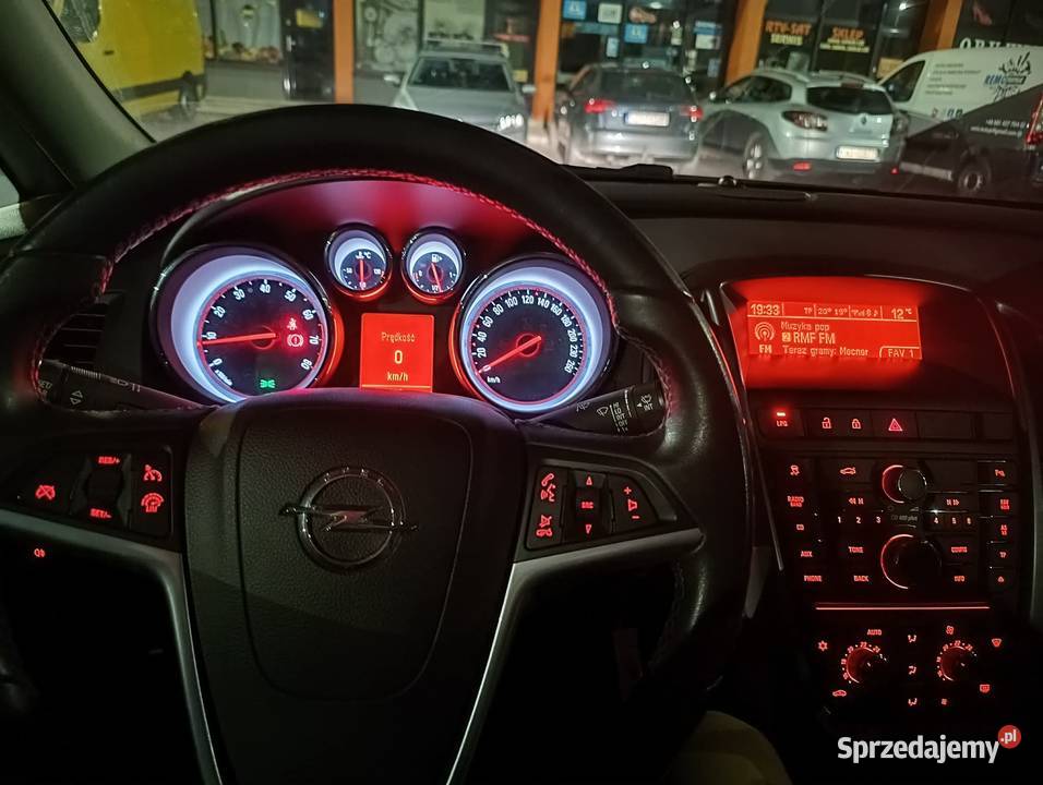 Astra J 14 140 LPGTEC 2018 OKAZJAkoła zimowe Andrychów sprzedam