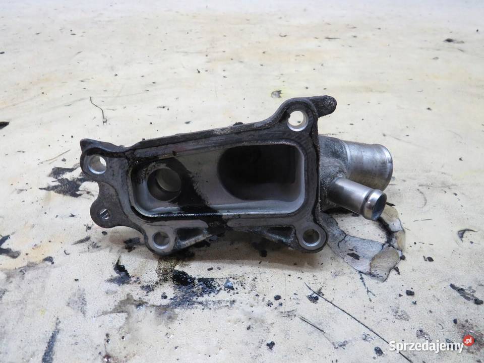 OBUDOWA TERMOSTATU AURIS II 14 D4D