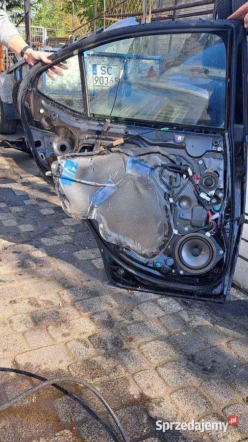 Lexus IS 220 250 drzwi lewy tył kompletne Rok produkcji 2009