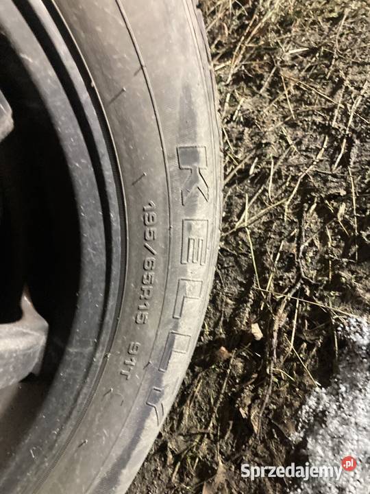 Ford Galaxy felgi aluminiowe z oponami 4 sztuki