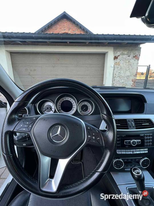 Mercedes Benz c200