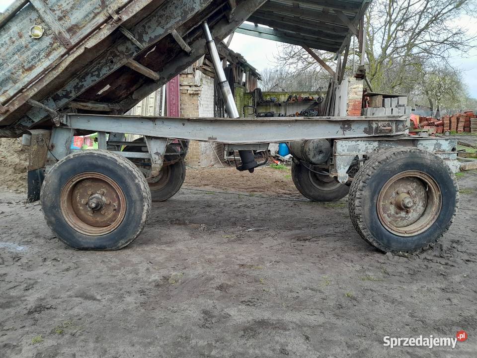 Przyczepy d47 Deszczno