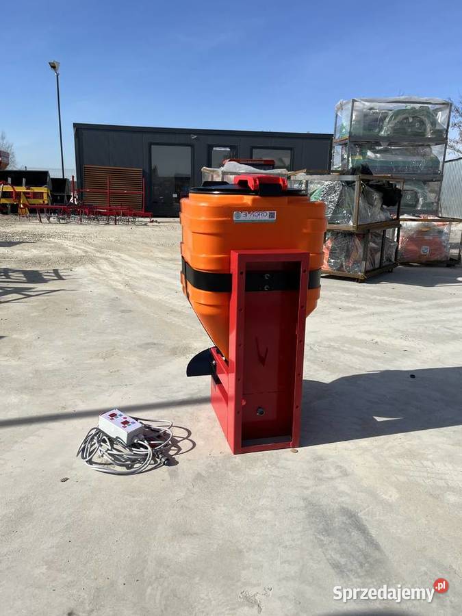 SIEWNIK POPLONÓW PODSIEWACZ DO TRAWY DEXWAL Trojanów