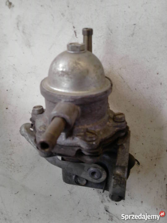 pompa paliwa Fiat 125 p z czasów PRL Jawor