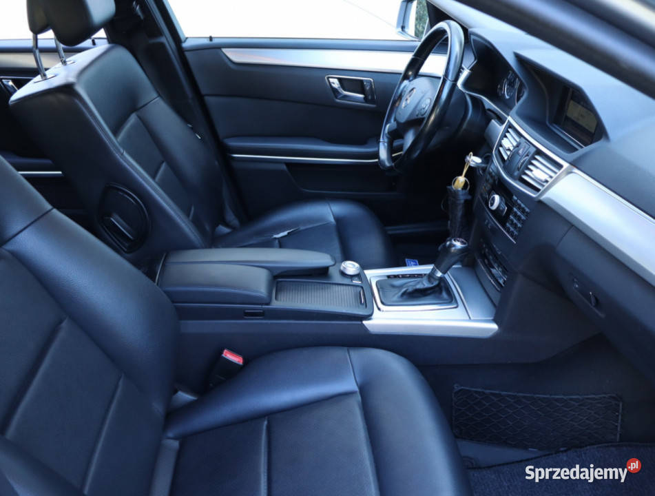 Mercedes E E 250 CDI Piaseczno