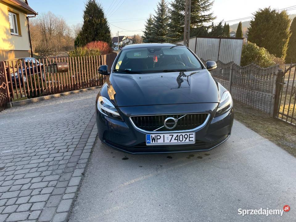 Volvo V40 2016 Bogate wyposażenie 2 komplety kół 223000km małopolskie