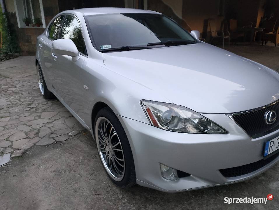 Lexus IS220 Lubenia