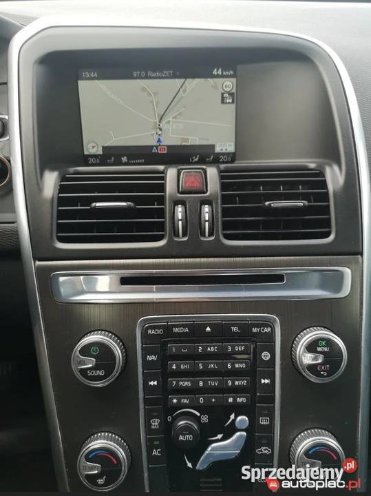 Volvo XC60 20 d Lift stan idealny Zamiana 4/5 wielkopolskie Mosina