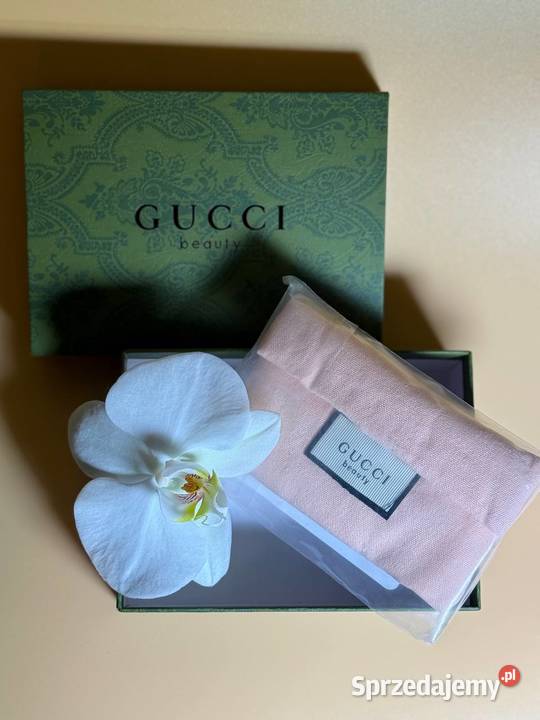 Grzebień Gucci Beauty w eleganckim opakowaniu opolskie Opole