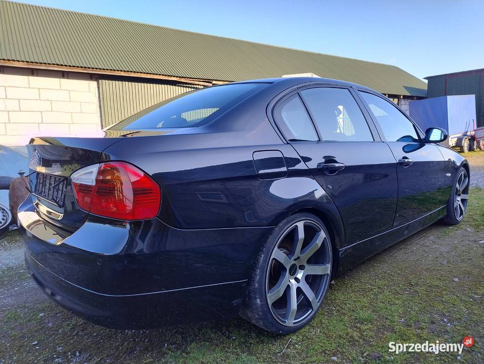 BMW E90 20 143 manualna
