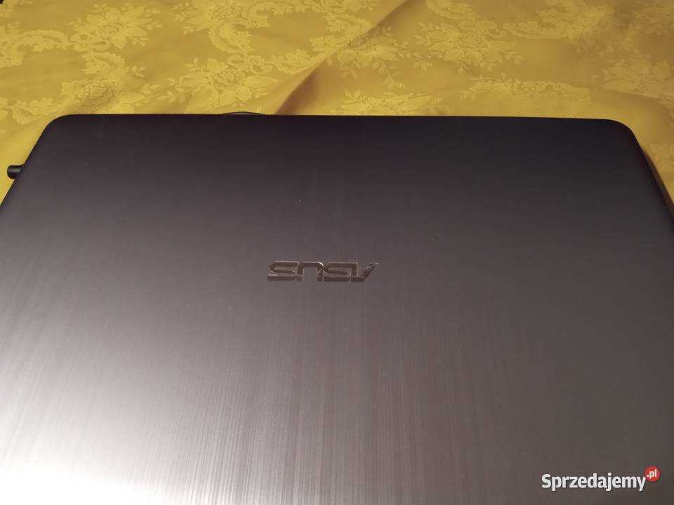 Sprzedam laptop ASUS mało używany Asus