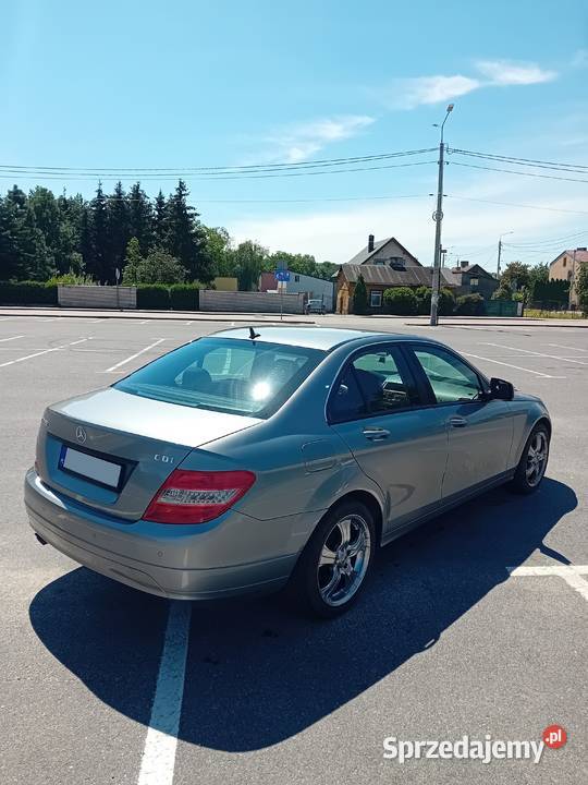 MercedesBenz Klasa C W204 2007 22 CDI 136