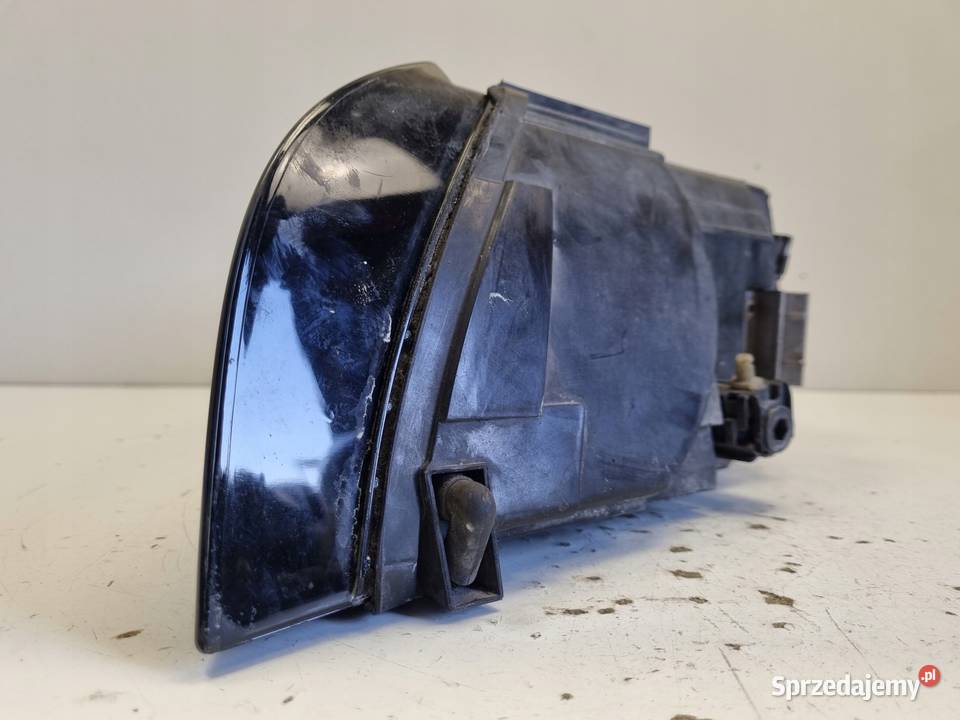 Volvo V50 S40 II PRZEDNIA LAMPA PRAWA prawy Lampy przednie Janów