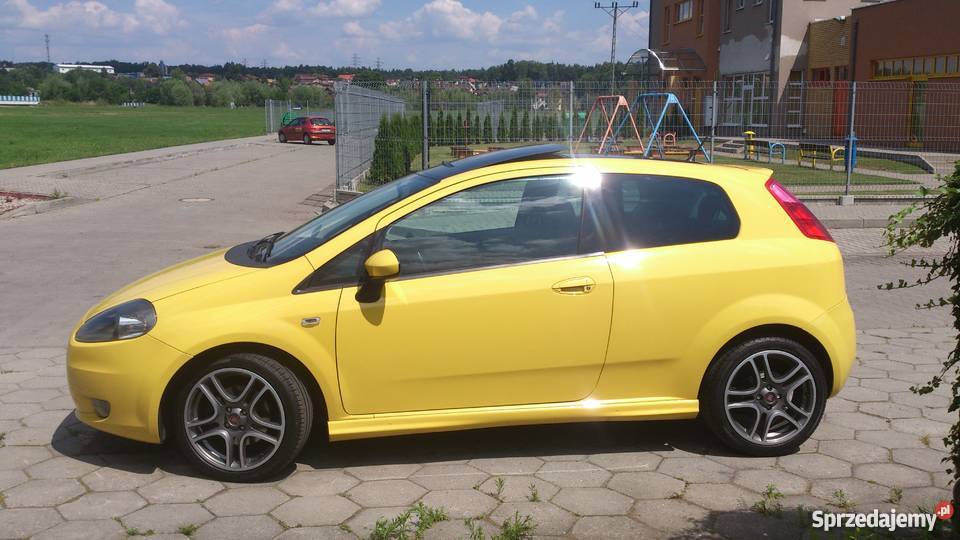 Fiat Grande Punto 13 90 Sport YELLOW Rok produkcji 2009 Rybnik
