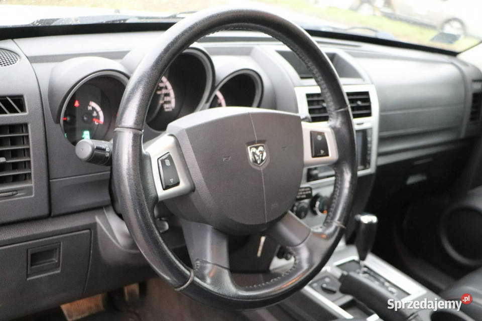 Dodge Nitro SKÓRA klima automat 4x4 hak Opole