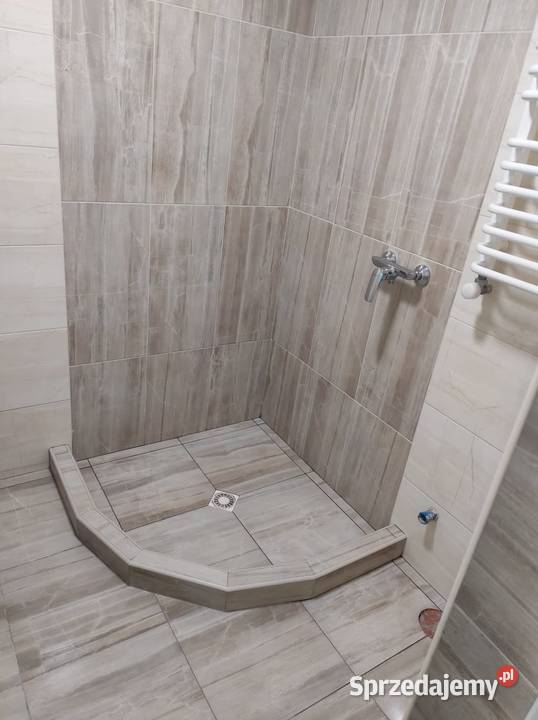 Układanie płytek usługi budowlane