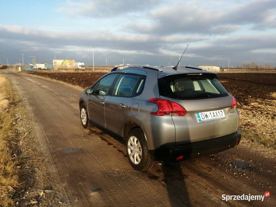 Peugeot 2008 mały przebieg 134 grudzień 2014 4/5 Karwiany